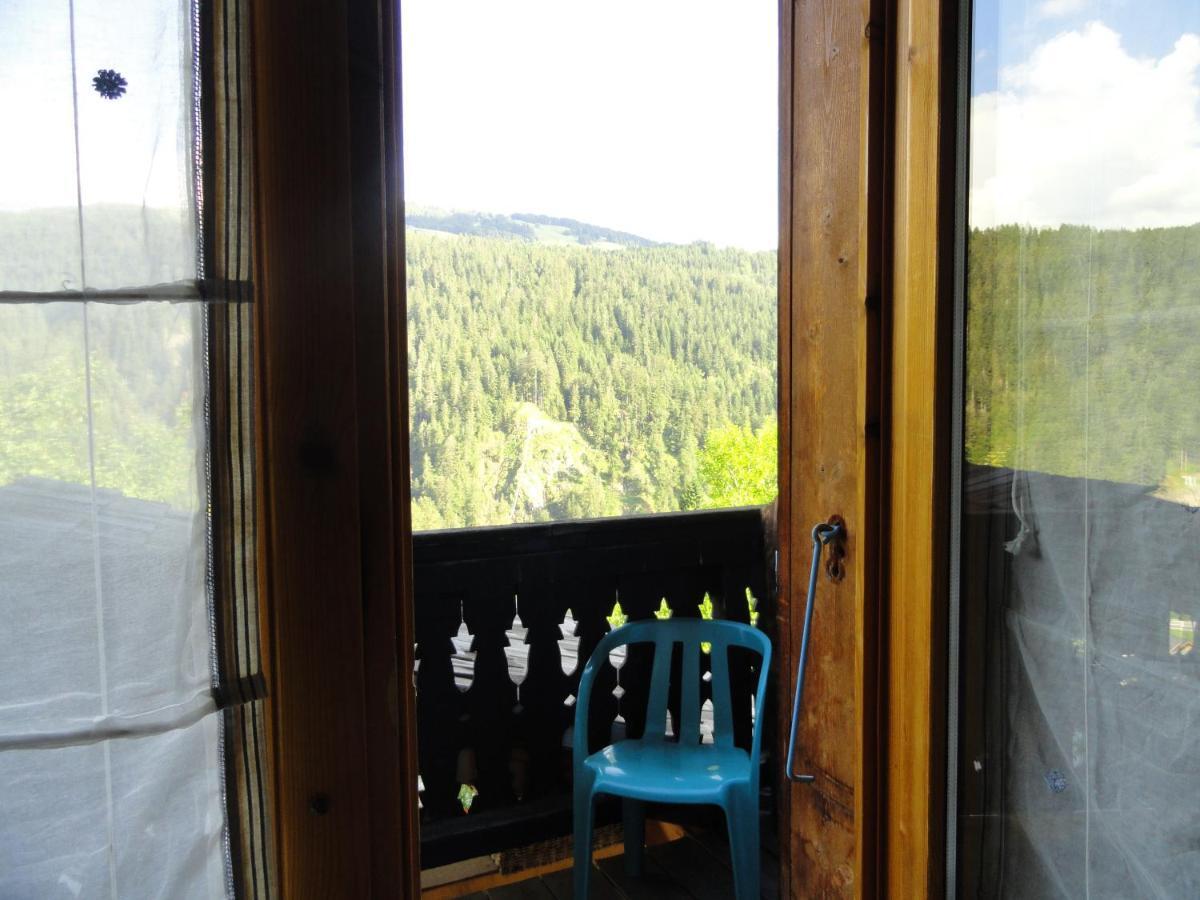 Chalet La Source Hotel Saint-Nicolas-la-Chapelle  Room photo